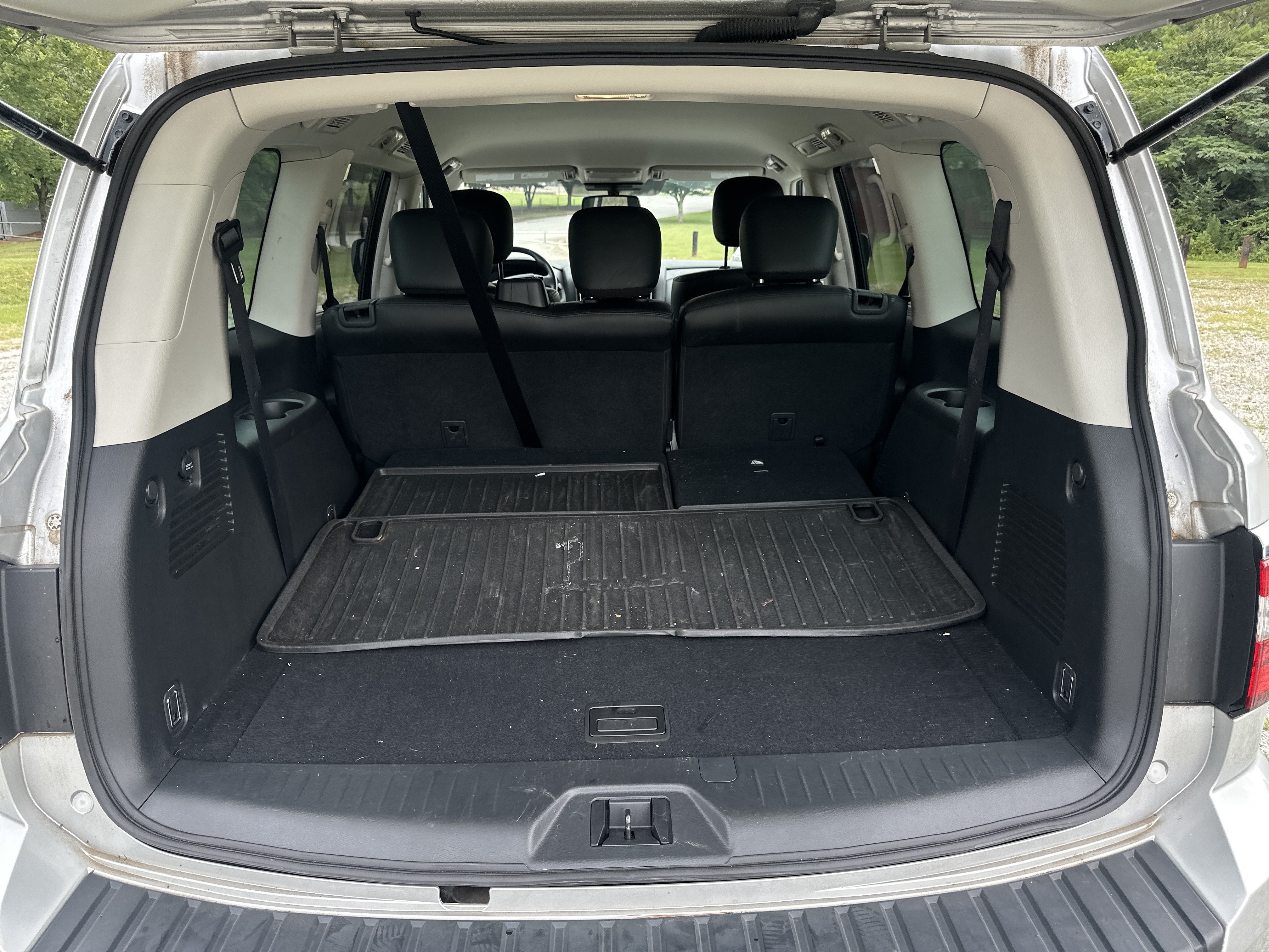 Certified 2023 Nissan Armada SV w/ Cargo Package AWD/4WD image 18