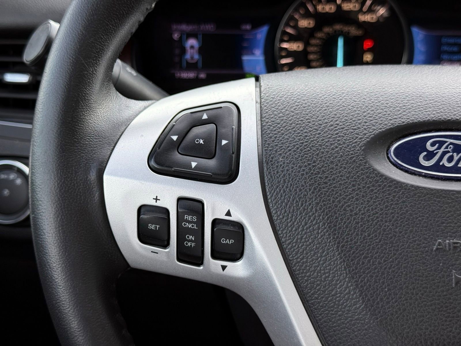 Used 2013 Ford Edge Limited AWD/4WD image 33