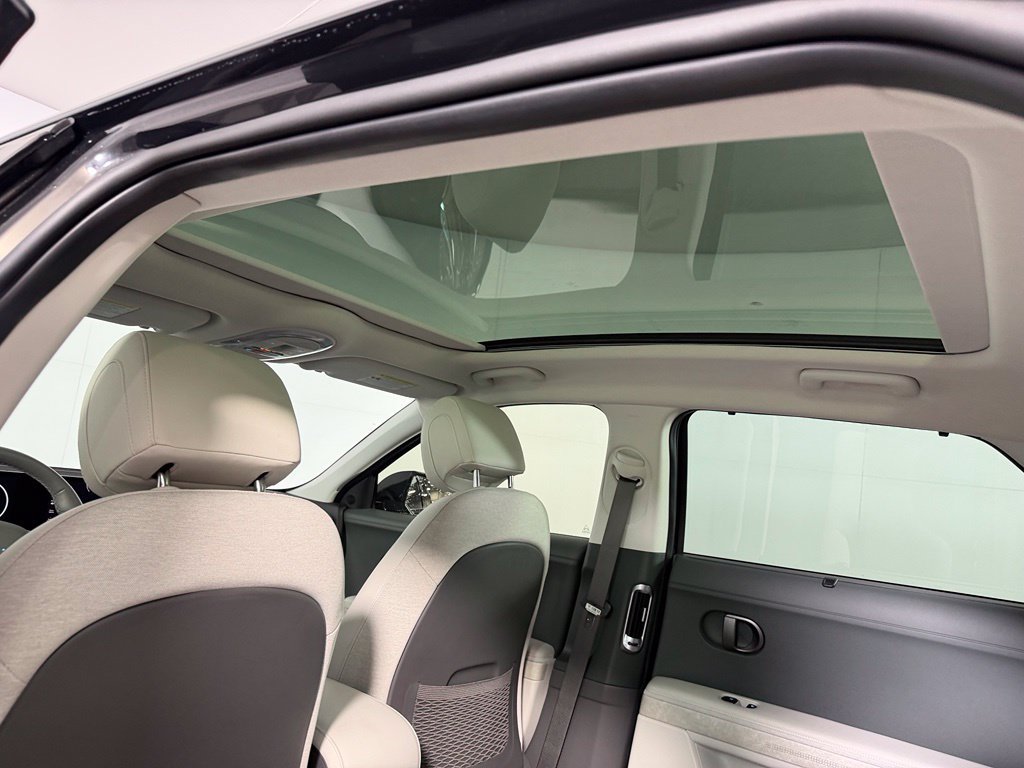 Used 2025 Hyundai Ioniq 5 Limited RWD image 21