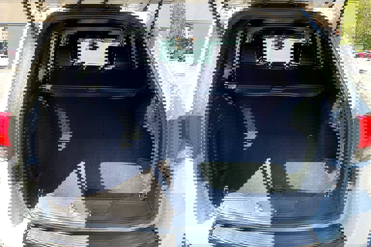 Used 2015 Jeep Grand Cherokee Altitude image 35