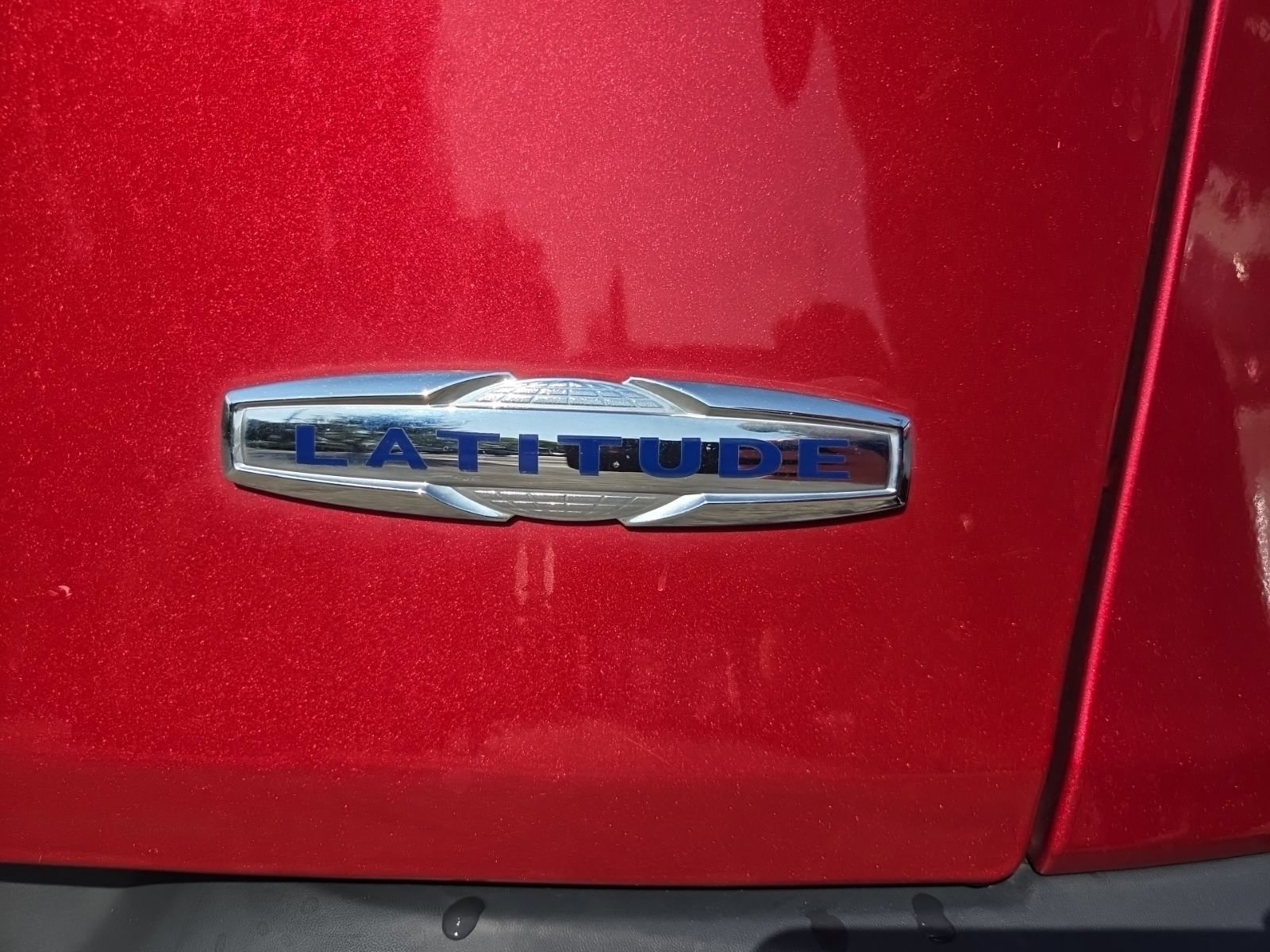 Used 2016 Jeep Cherokee Latitude FWD image 20
