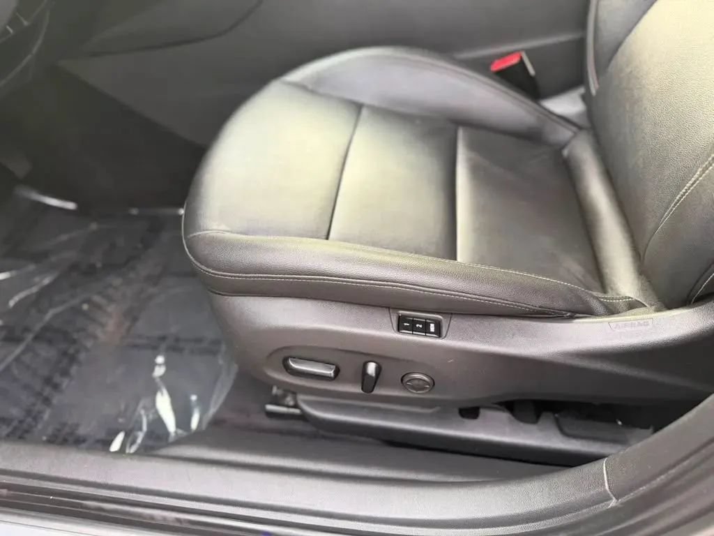Used 2019 Buick Regal Essence w/ Driver Confidence Package I AWD/4WD image 15
