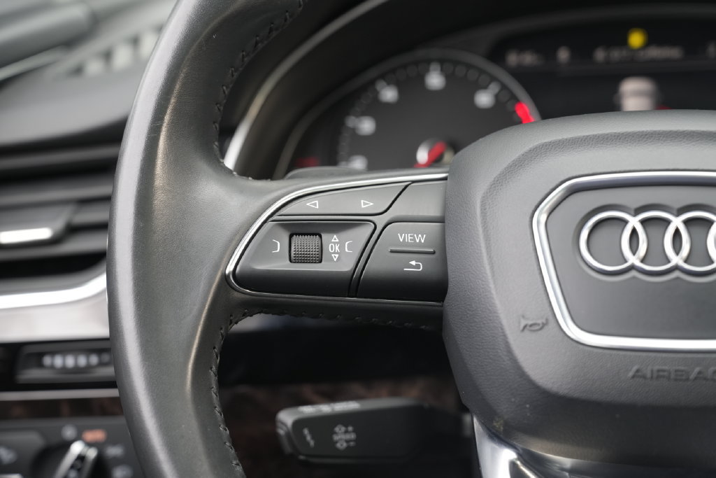 Used 2018 Audi Q7 3.0T Premium Plus AWD/4WD image 56
