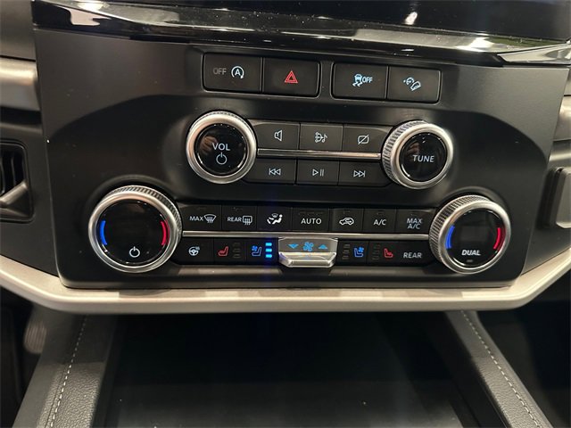 Used 2024 Ford Expedition Max XLT image 35