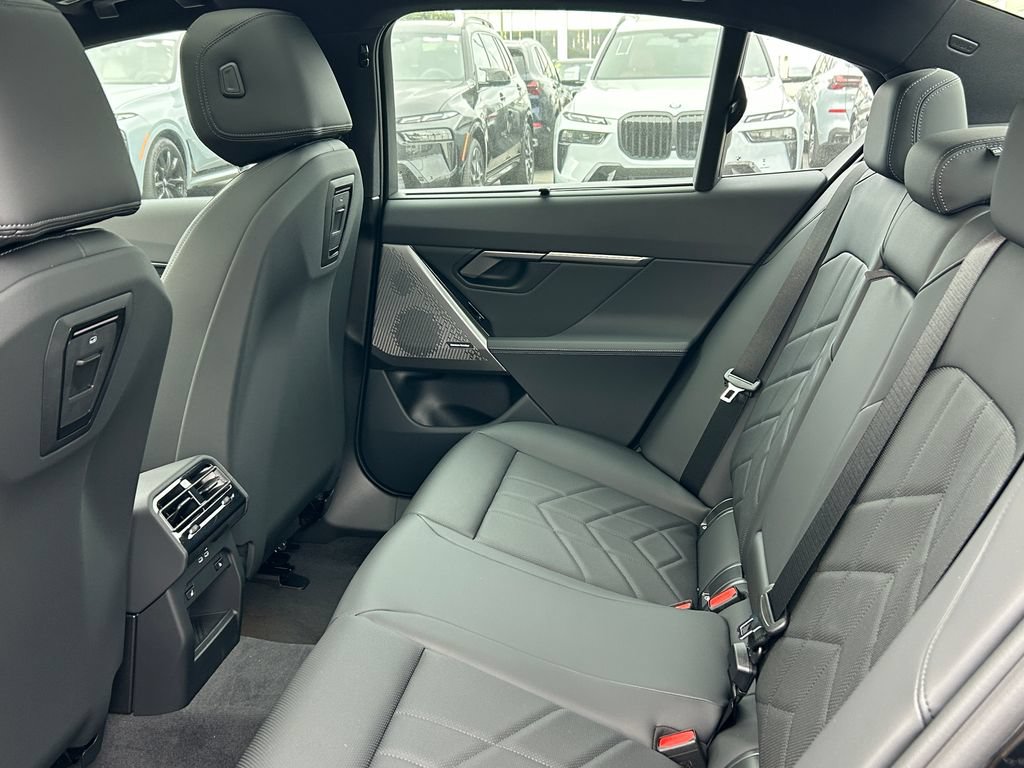 New 2027 BMW 550e xDrive w/ Executive Package AWD/4WD image 30