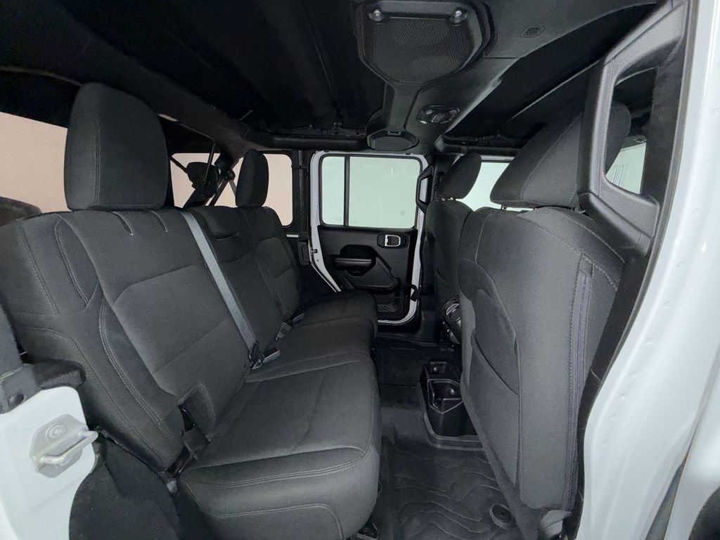 Used 2018 Jeep Wrangler Unlimited Sport S AWD/4WD image 14