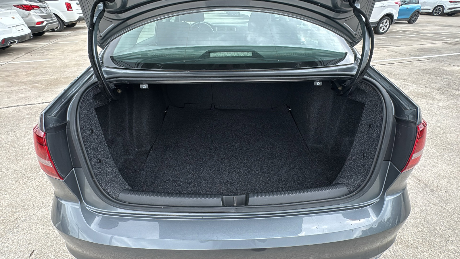 Used 2017 Volkswagen Jetta S FWD image 24