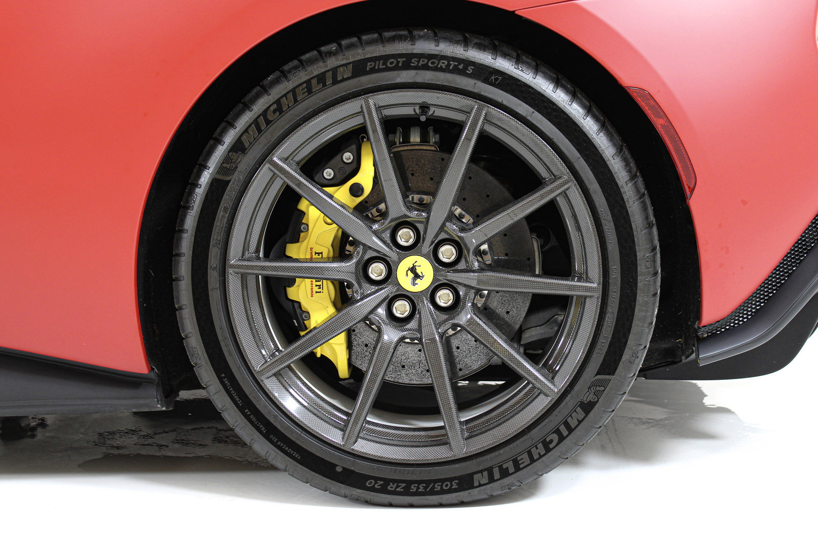 Used 2024 Ferrari 296 GTS RWD image 16