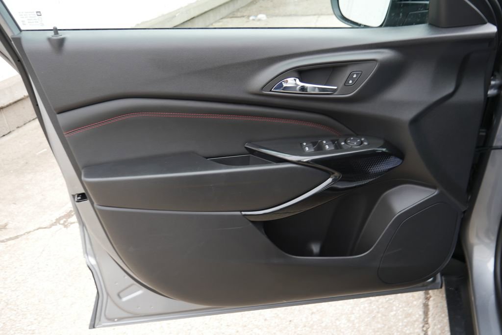 New 2026 Chevrolet Trax RS w/ Driver Confidence Package image 27