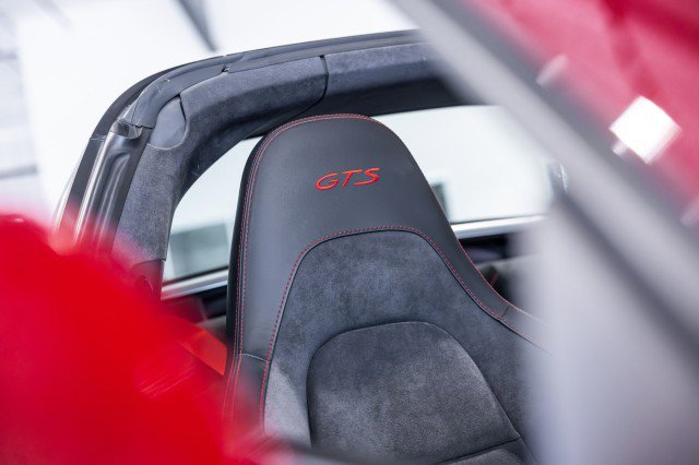 Used 2017 Porsche 911 Targa 4 GTS AWD/4WD image 32