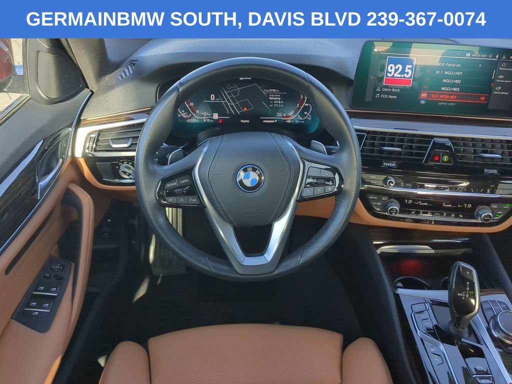 Used 2023 BMW 530e w/ Convenience Package image 17