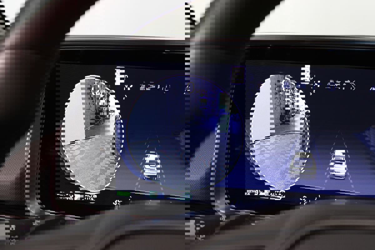 Used 2024 Hyundai Ioniq 6 Limited image 17