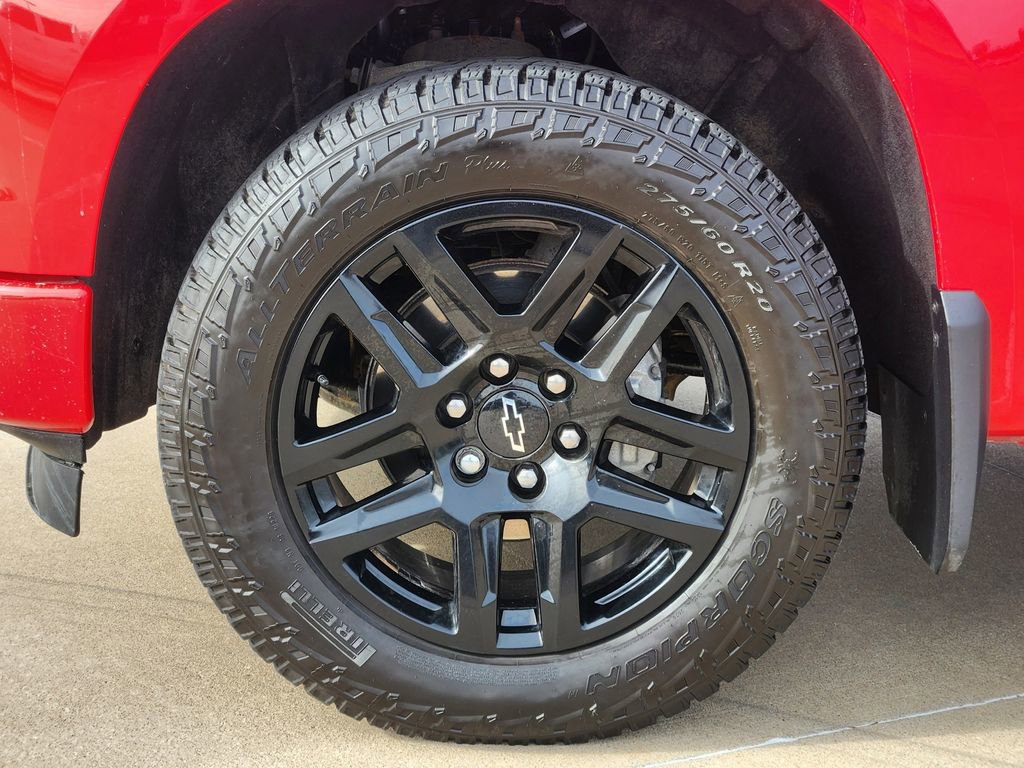 Used 2023 Chevrolet Silverado 1500 Custom w/ LPO, Dark Essentials Package image 17