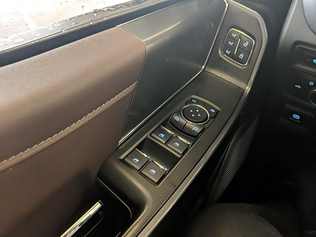 Used 2021 Ford F150 Lariat w/ Equipment Group 502A High image 29