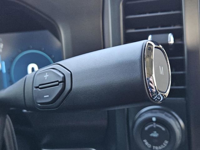 New 2026 Ford F250 Lariat w/ Black Appearance Package image 17