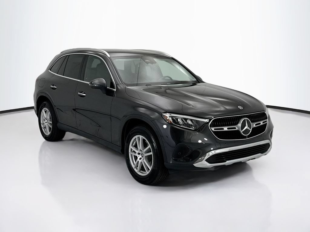 Certified 2026 Mercedes-Benz GLC 300 image 3