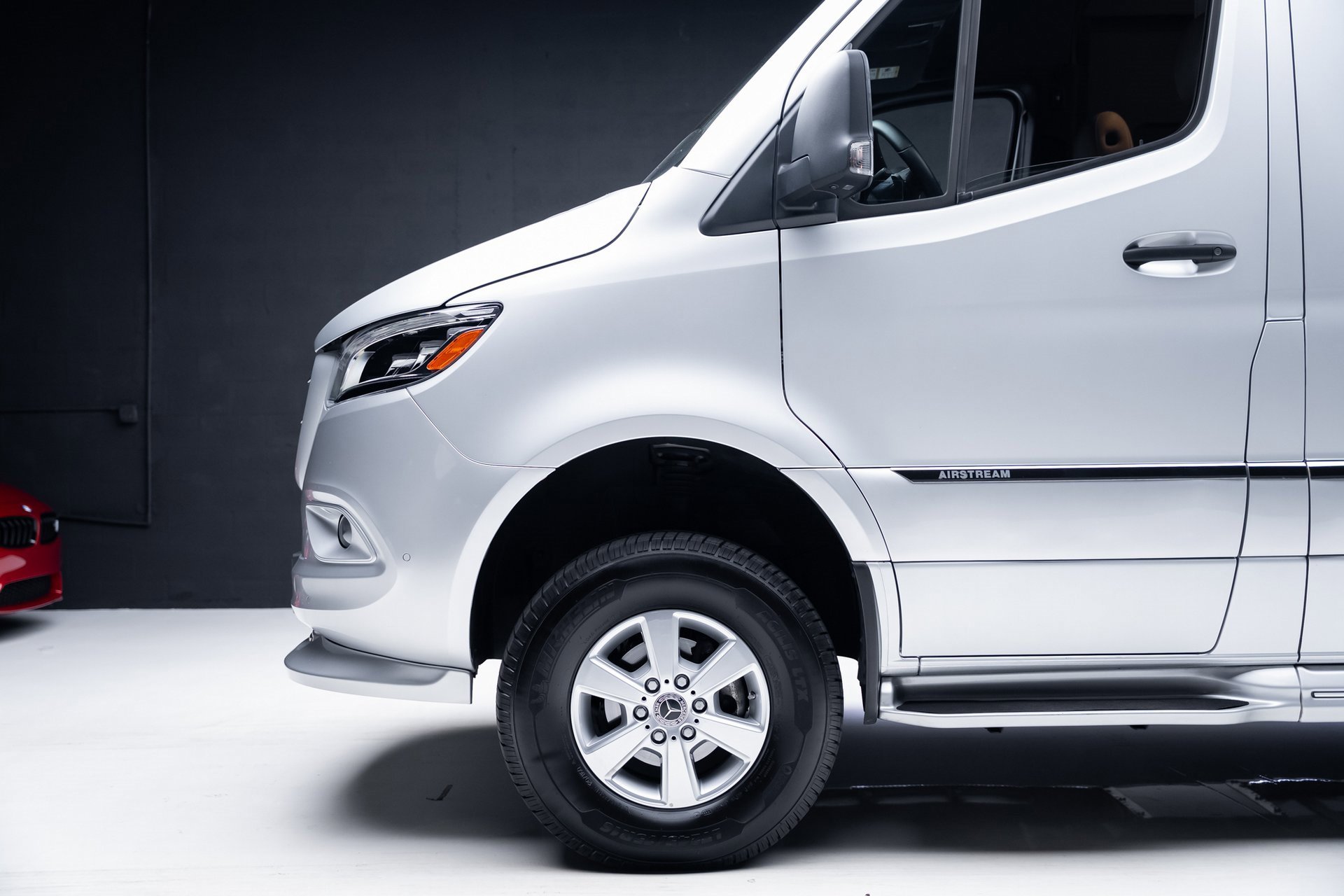 Used 2022 Mercedes-Benz Sprinter 144 Cargo image 18