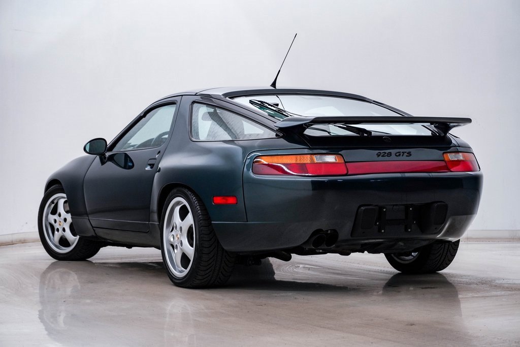 Used 1995 Porsche 928 GTS image 8