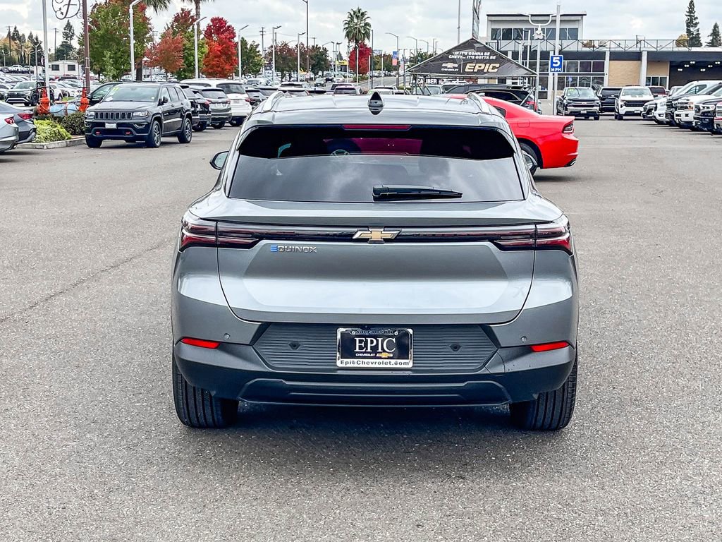 New 2026 Chevrolet Equinox EV LT image 3