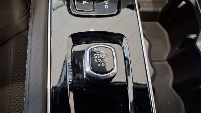 New 2026 Volvo XC90 B6 Plus w/ Protection Package image 26