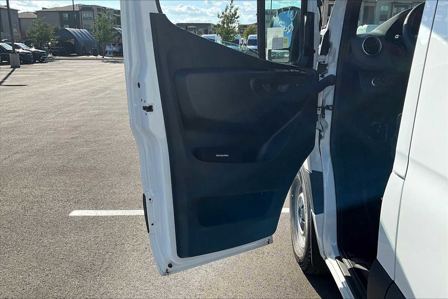 New 2025 Mercedes-Benz Sprinter 2500 image 10