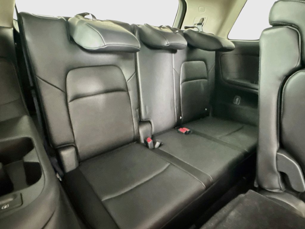 Used 2025 Nissan Pathfinder SL FWD image 44