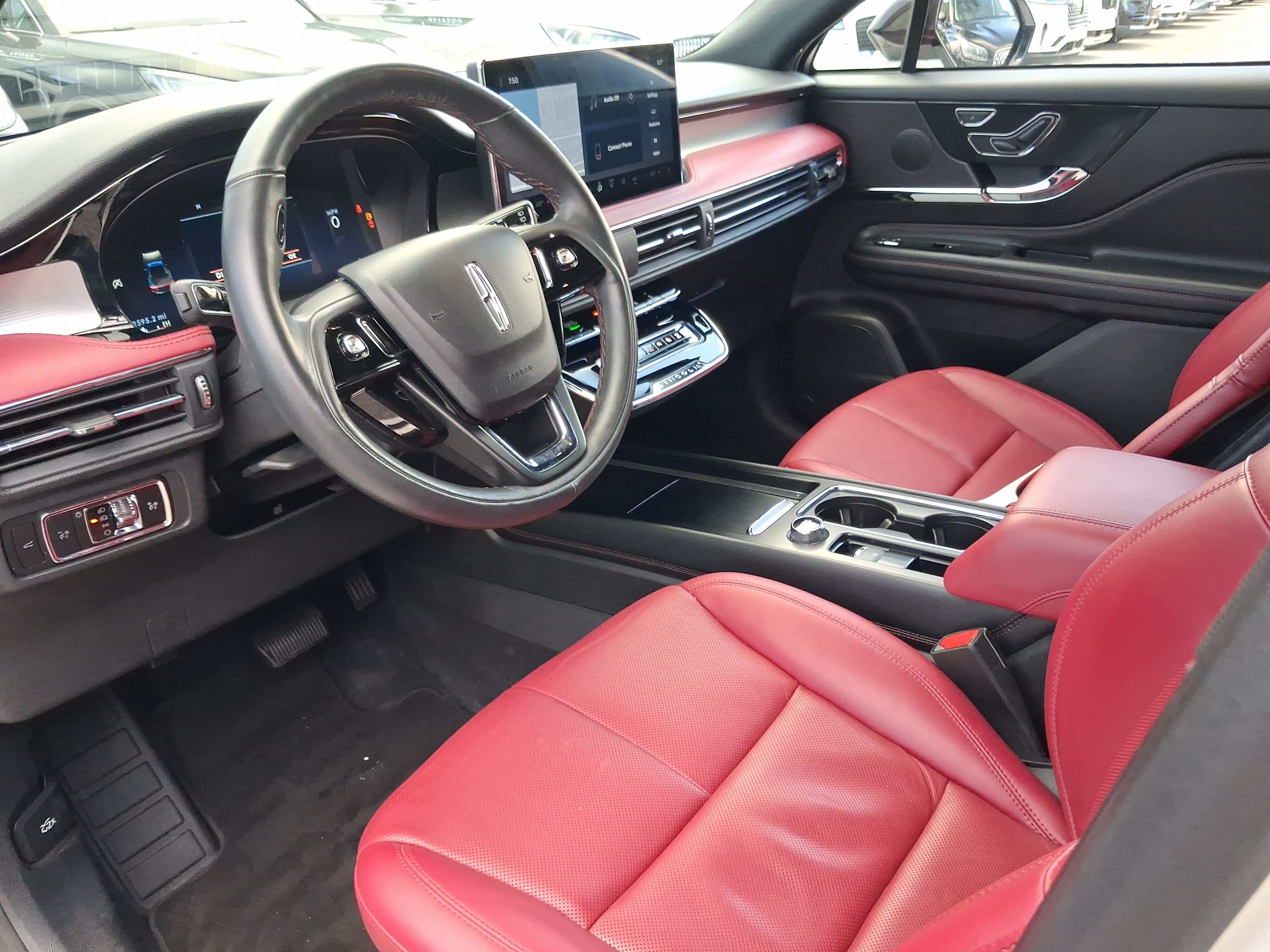 Certified 2023 Lincoln Corsair Reserve w/ Jet Appearance Package FWD image 10