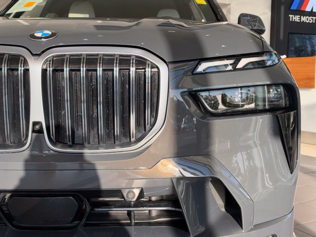Certified 2023 BMW ALPINA XB7 AWD/4WD image 8