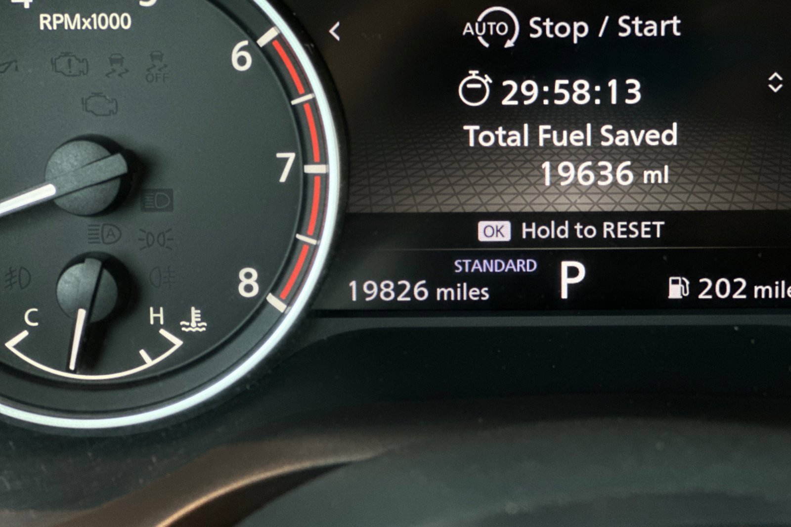 Used 2023 Nissan Rogue SV image 34