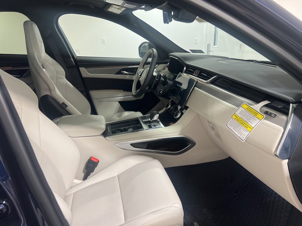 New 2026 Jaguar F-PACE R-Dynamic S image 25