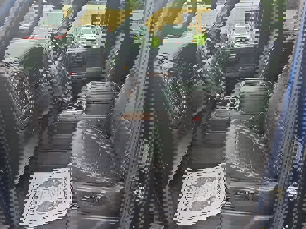 Used 2019 Chevrolet Silverado 1500 High Country w/ Technology Package image 14