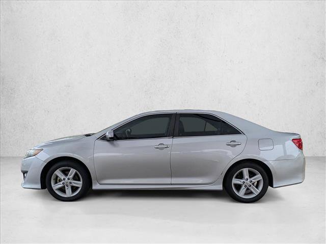 Used 2013 Toyota Camry SE image 3