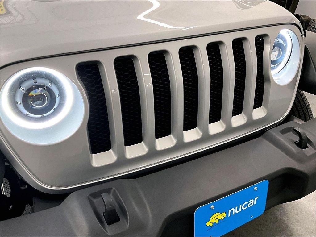 Used 2023 Jeep Wrangler Sport AWD/4WD image 29