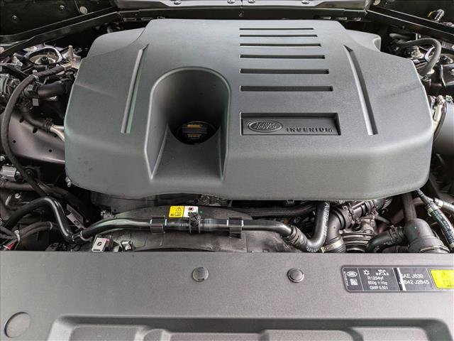 New 2026 Land Rover Defender 110 X-Dynamic SE image 16