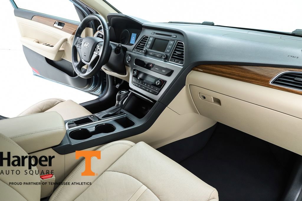 Used 2015 Hyundai Sonata Limited image 32