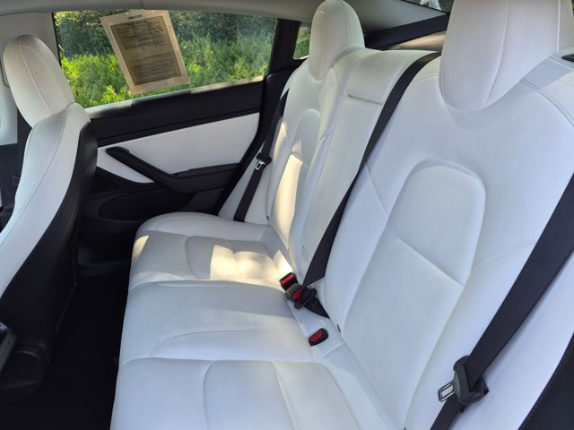 Used 2021 Tesla Model 3 Standard Range Plus RWD image 19