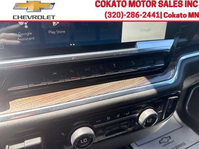 Used 2023 Chevrolet Silverado 1500 LT w/ Z71 Off-Road Package AWD/4WD image 24