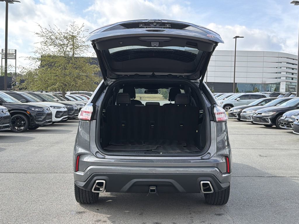 Used 2022 Ford Edge ST image 14