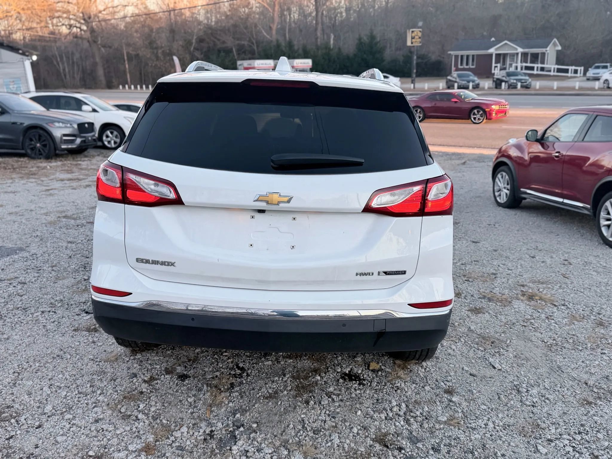 Used 2018 Chevrolet Equinox Premier image 4