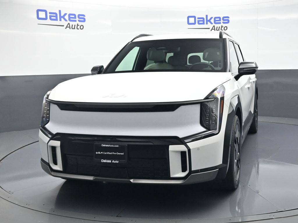 Certified 2024 Kia EV9 GT-Line AWD/4WD image 4