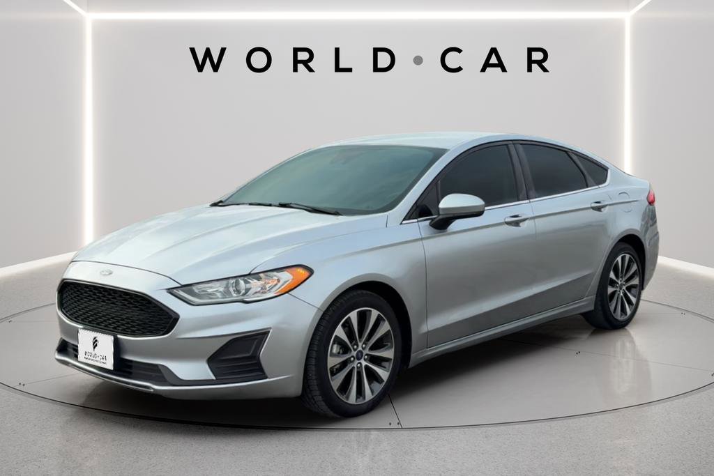 Used 2020 Ford Fusion SE image 7