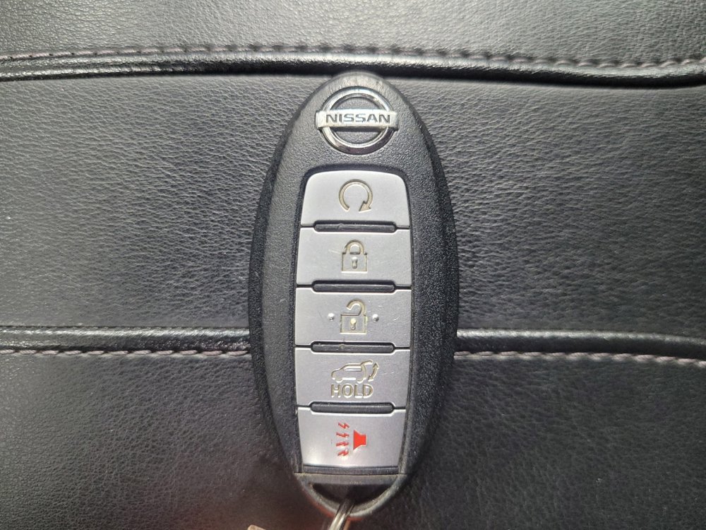 Used 2018 Nissan Rogue SV FWD image 32