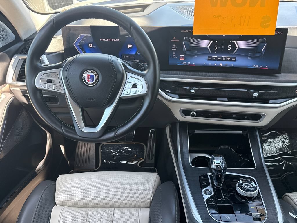 Used 2025 BMW ALPINA XB7 AWD/4WD image 22