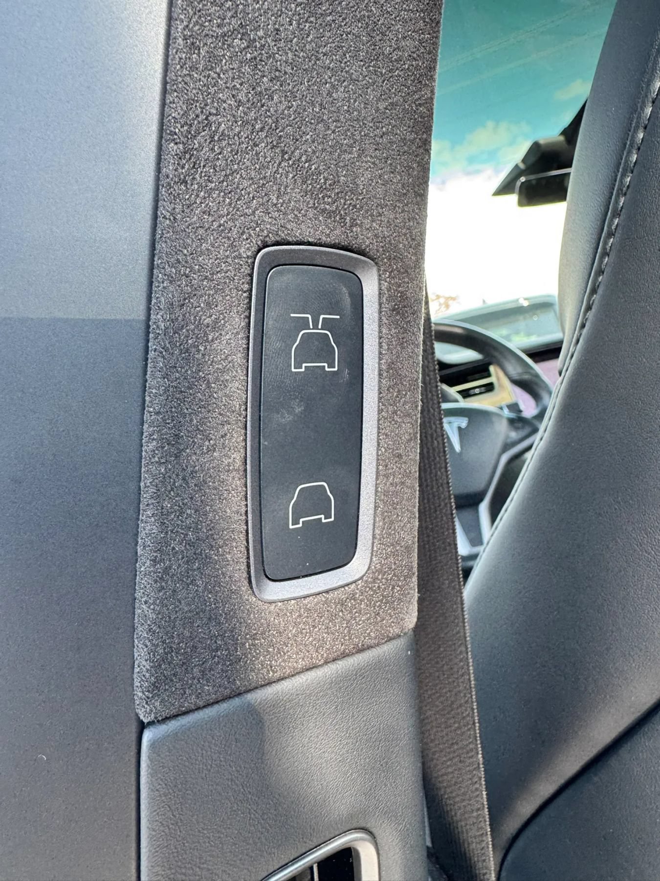 Used 2020 Tesla Model X Long Range AWD/4WD image 21