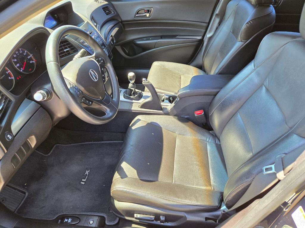 Used 2015 Acura ILX w/ Premium Package FWD image 13