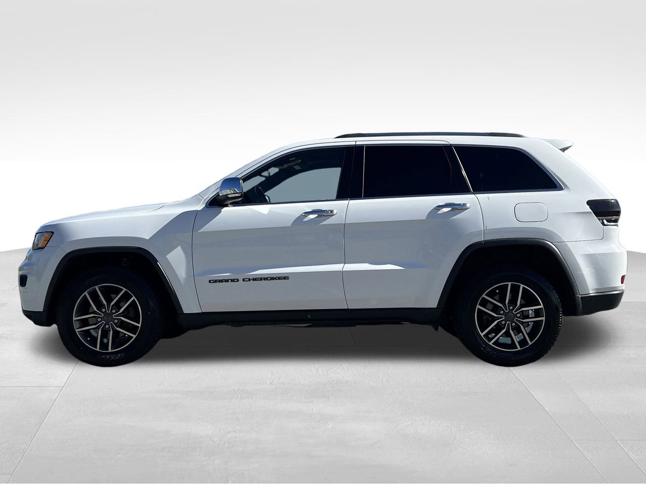 Used 2020 Jeep Grand Cherokee Limited image 29