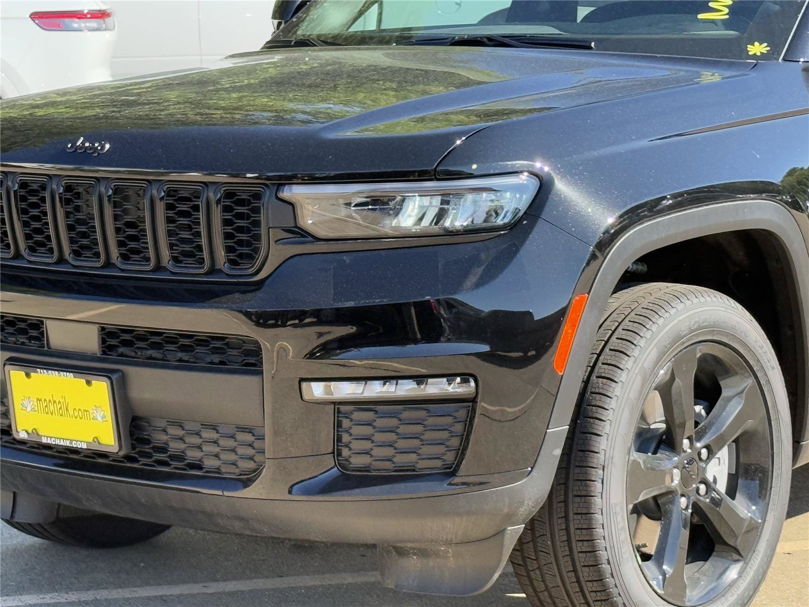New 2025 Jeep Grand Cherokee L Limited w/ Black Appearance Package RWD image 8