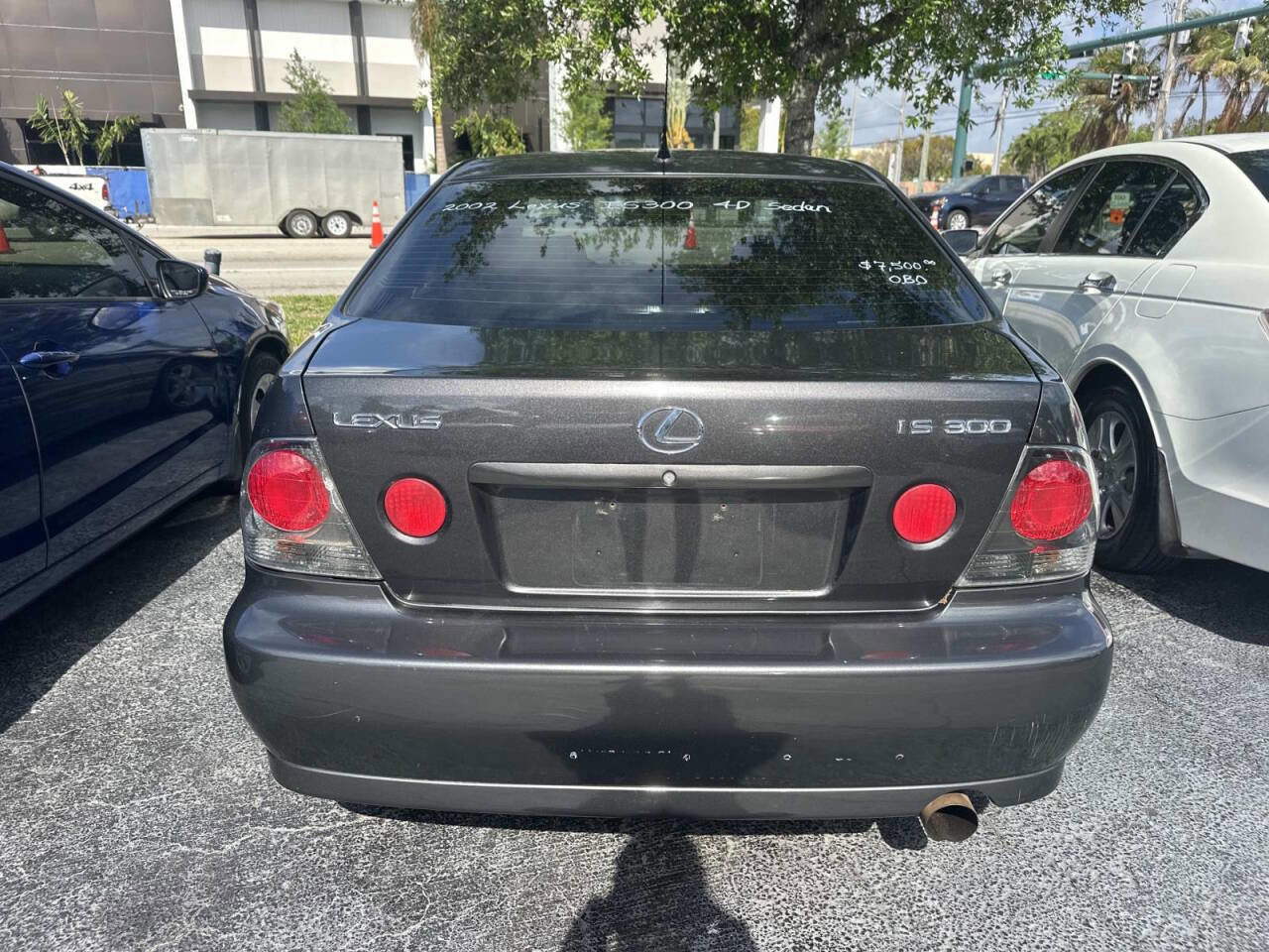 Used 2002 Lexus IS 300 RWD image 4