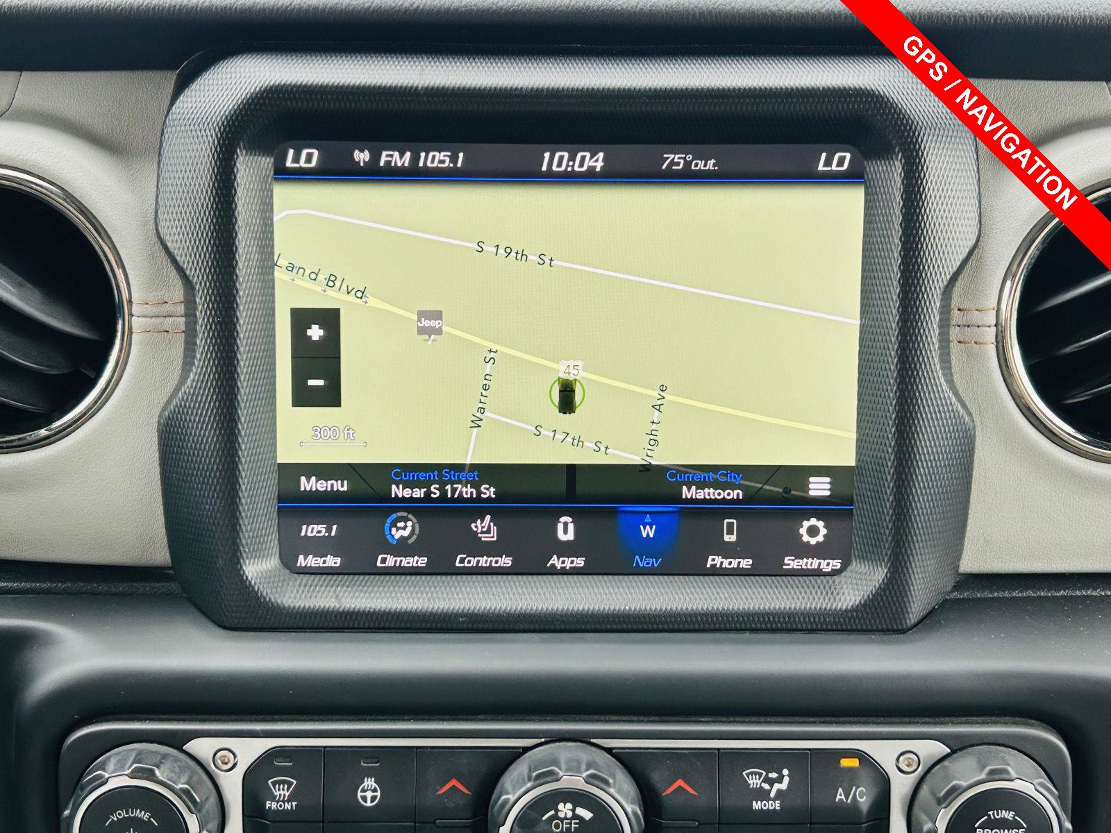 Used 2021 Jeep Wrangler Unlimited Sahara AWD/4WD image 5