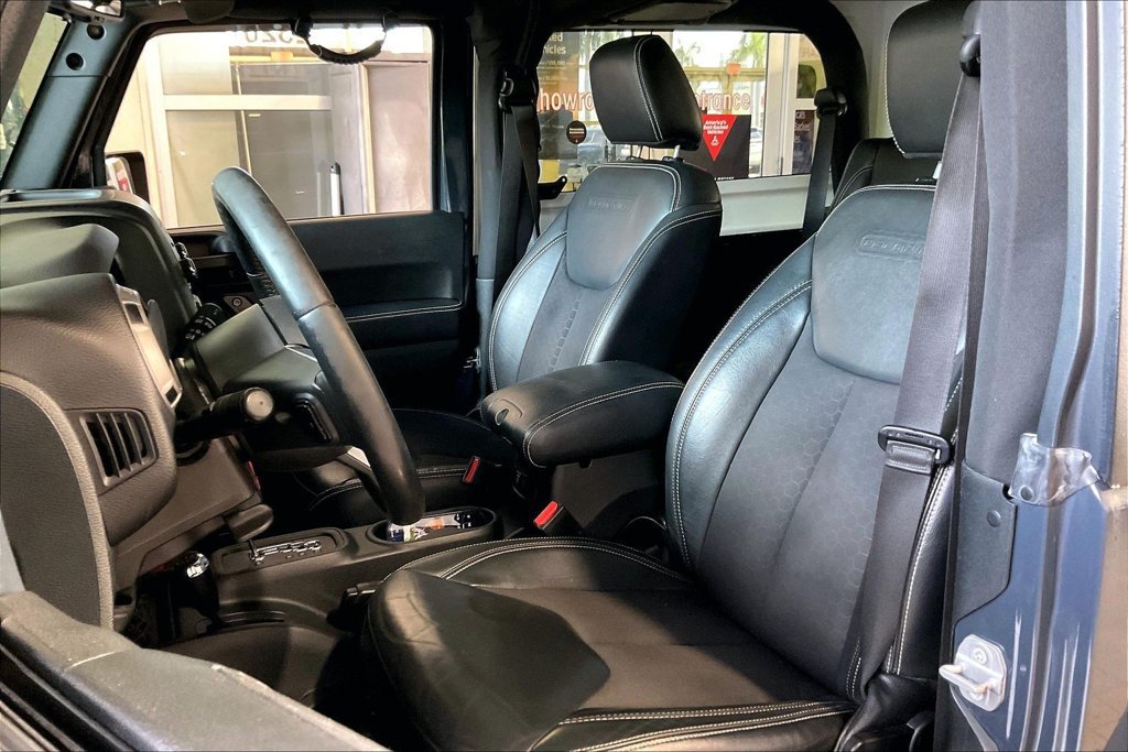 Used 2017 Jeep Wrangler Sport AWD/4WD image 3